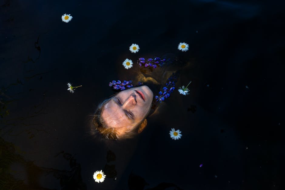An image depicting a sleeping man with a speech bubble containing Zzz's floating upwards, illustrating the negative effects of oversleeping.